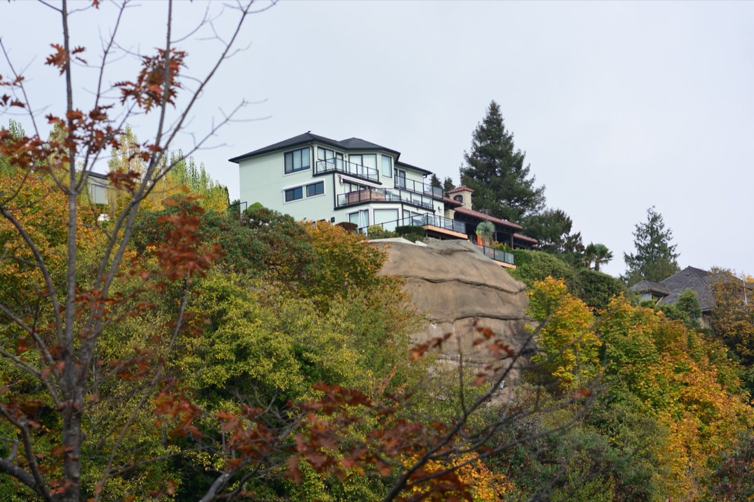 Houses on the Magnolia Bluff overlooking Elliott Bay Marina in Seattle.